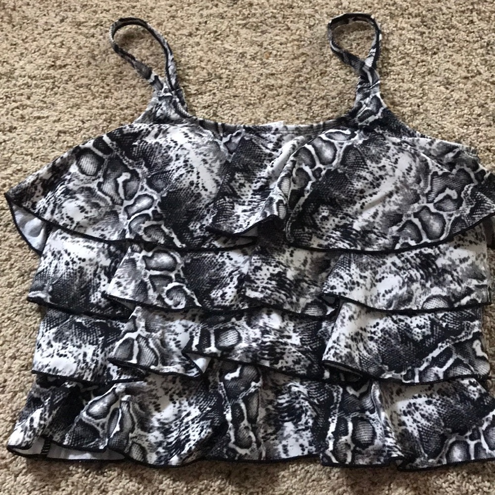 Ruffled tankini top
